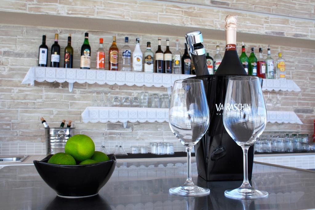 Hotel Ristorante Sole Resort Marotta Esterno foto
