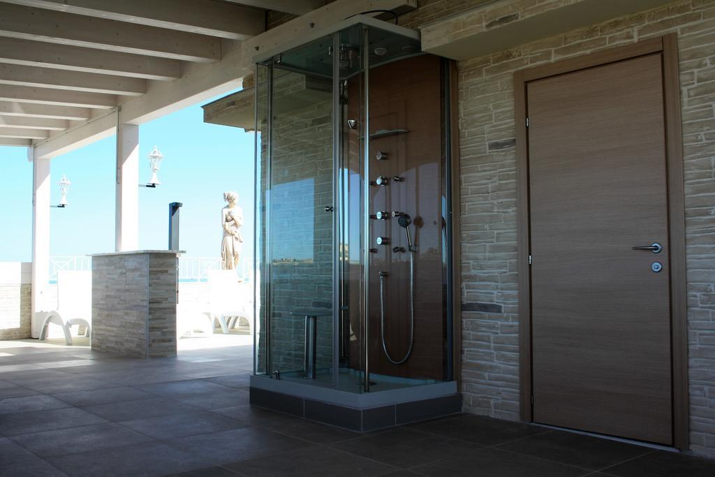 Hotel Ristorante Sole Resort Marotta Esterno foto