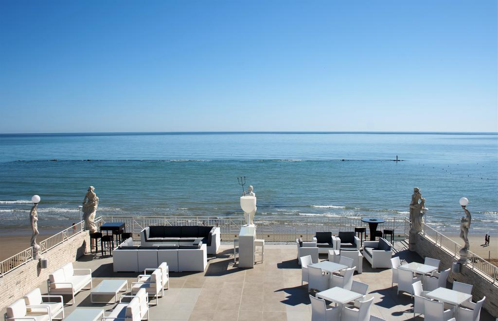 Hotel Ristorante Sole Resort Marotta Esterno foto