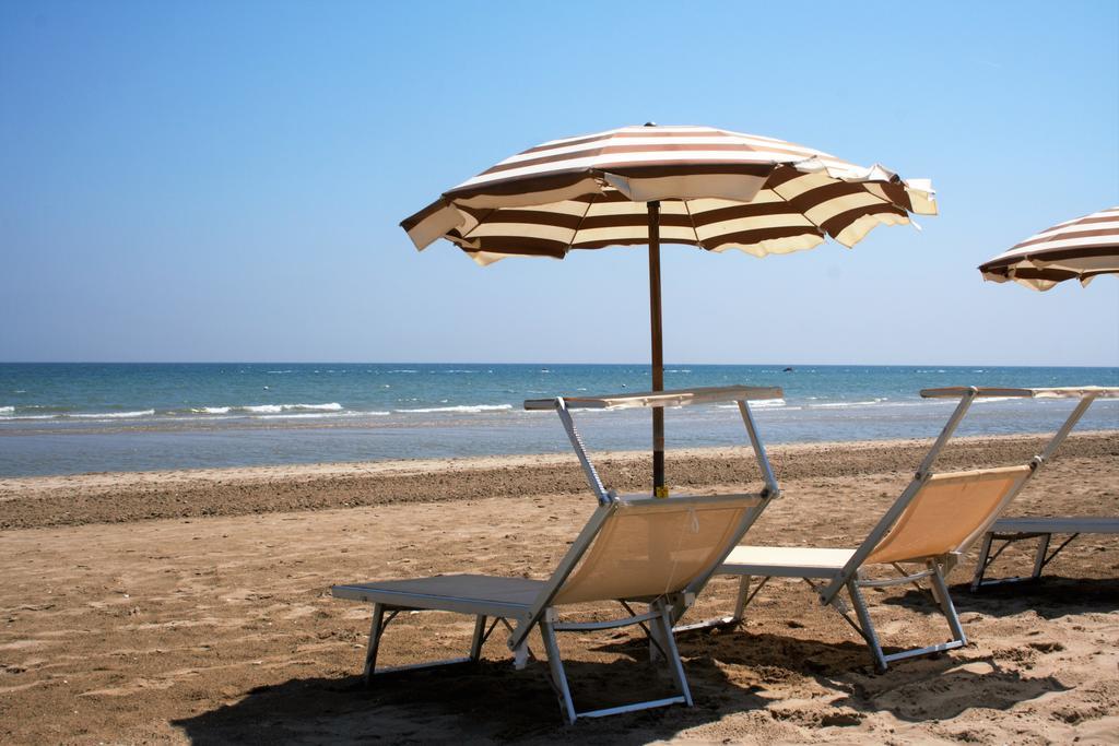 Hotel Ristorante Sole Resort Marotta Esterno foto