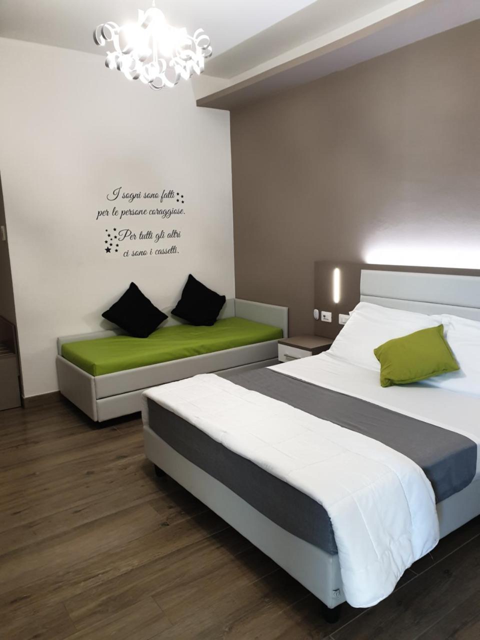 Hotel Ristorante Sole Resort Marotta Esterno foto